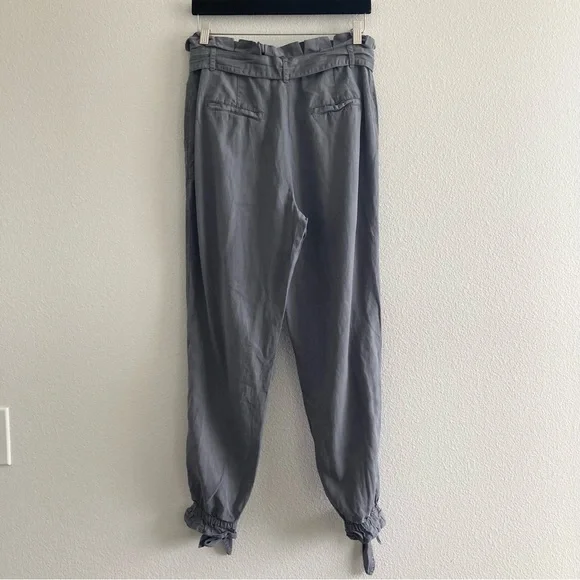 Alice + Olivia Gray High-Waisted Pants - Picture 9 of 16
